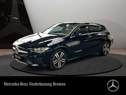 Schwarz Gebraucht 2022 Mercedes CLA200 Limousine | 22.890 € (Superpreis)