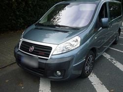 Grau Gebraucht 2015 Fiat Scudo Van / Kleinbus | 10.400 € (Fairer Preis)