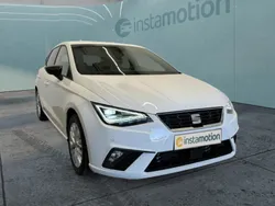 Weiß Gebraucht 2024 Seat Ibiza FR Limousine | 19.240 € (Guter Preis)