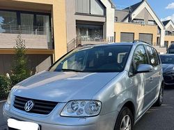 Grau Gebraucht 2005 VW Touran Van / Kleinbus | 1.600 € (Guter Preis)