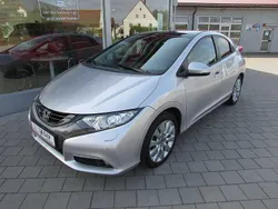 Alabaster silver m. Gebraucht 2012 Honda Civic Executive Kleinwagen | 8.900 € (Teuer)