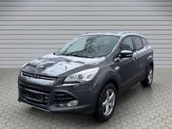 Grau Gebraucht 2016 Ford Kuga Titanium SUV | 9.990 € (Guter Preis)
