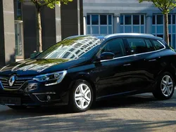 Black pearl metallic Gebraucht 2020 Renault Mégane GrandTour Business Kombi | 13.990 € (Fairer Preis)