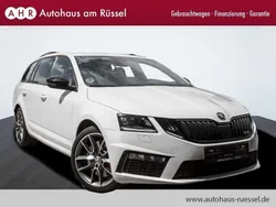 Weiß Gebraucht 2018 Skoda Octavia RS Kombi | 23.990 € (Teuer)