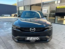Schwarz Gebraucht 2021 Mazda MX30 Touring SUV | 15.200 € (Fairer Preis)
