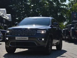 Grau Gebraucht 2018 Jeep Grand Cherokee Overland SUV | 30.900 € (Fairer Preis)