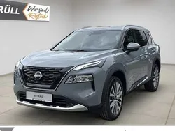 Grau Neu 2025 Nissan X-Trail Tekna+ SUV | 42.980 €