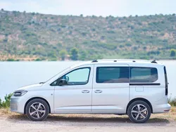 Silber Gebraucht 2023 VW Caddy Maxi Van / Kleinbus | 33.500 € (Fairer Preis)