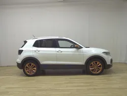 Weiss Gebraucht 2021 VW T-Cross Style SUV | 18.580 € (Guter Preis)