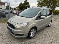 Tectonic silver Gebraucht 2015 Ford Tourneo Courier Titanium Van / Kleinbus | 7.999 € (Guter Preis)