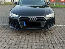 Schwarz Gebraucht 2015 Audi A4 Limousine | 13.800 € (Fairer Preis)