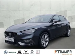 Grau Gebraucht 2024 Seat Leon FR Limousine | 29.790 € (Fairer Preis)