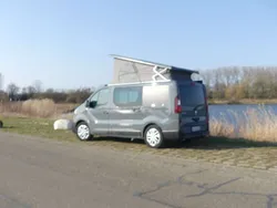 Grau Gebraucht 2022 Renault Trafic Komfort Van | 49.000 €