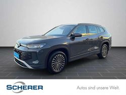 Delfingrau metallic (metallic) Gebraucht 2025 VW Tayron SUV | 46.500 € (Superpreis)