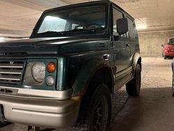 Grün Gebraucht 2003 Suzuki Samurai SUV | 2.300 €