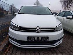 Pure white Gebraucht 2015 VW Touran Highline Van / Kleinbus | 13.999 € (Teuer)