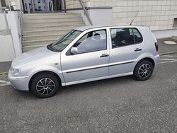 Silber Gebraucht 1999 VW Polo Kleinwagen | 250 € (Superpreis)