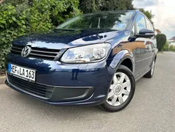 Blau Gebraucht 2014 VW Touran Van / Kleinbus | 7.590 € (Fairer Preis)