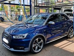 Blau Gebraucht 2017 Audi A1 S-Line Kleinwagen | 15.300 €