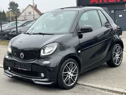 Schwarz Gebraucht 2017 Smart ForTwo Cabrio Brabus Xclusive Cabrio | 20.490 € (Fairer Preis)