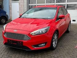 Rot Gebraucht 2018 Ford Focus Titanium Limousine | 12.900 € (Guter Preis)