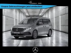 Grau Gebraucht 2023 Mercedes 180 Style Limousine | 25.697 € (Guter Preis)