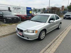 Grau Gebraucht 2008 Volvo S60 Limousine | 3.649 € (Superpreis)