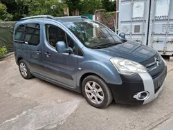 Grau Gebraucht 2009 Citroën Berlingo XTR Van / Kleinbus | 4.200 € (Fairer Preis)