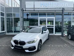 Weiß Gebraucht 2021 BMW 116 Sport Line Kleinwagen | 21.790 € (Teuer)