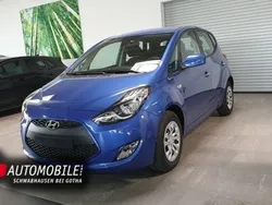 Blau Gebraucht 2019 Hyundai ix20 Edition Van / Kleinbus | 15.890 €