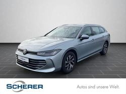 Oyster silver metallic (metallic) Gebraucht 2024 VW Passat Business Limousine | 31.895 € (Guter Preis)