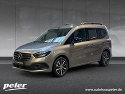 Chromitgrau metallic Gebraucht 2024 Mercedes 180 Progressive Limousine | 31.990 € (Teuer)