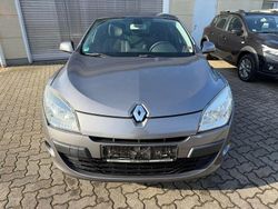 Grau Gebraucht 2009 Renault Mégane Dynamique Limousine | 2.499 € (Guter Preis)