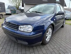 Blau Gebraucht 2001 VW Golf IV Edition Limousine | 1.350 € (Guter Preis)