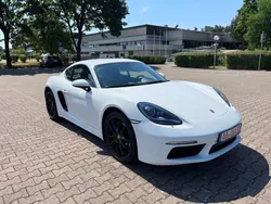 Porsche 718 Cayman