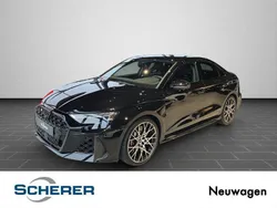 Schwarz Neu 2024 Audi RS3 Sport Kleinwagen | 74.280 €
