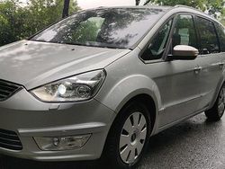 Silber Gebraucht 2014 Ford Galaxy Van / Kleinbus | 7.900 € (Fairer Preis)