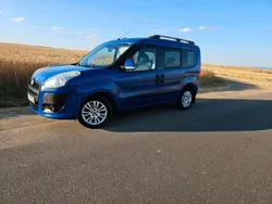 Blau Gebraucht 2014 Fiat Doblò Van / Kleinbus | 5.555 €