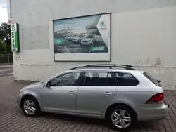 Reflexsilber metallic Gebraucht 2010 VW Golf VI Comfortline Kombi | 9.450 € (Teuer)