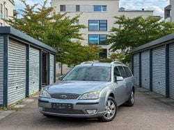 Silber Gebraucht 2006 Ford Mondeo Ghia Kombi | 2.490 € (Fairer Preis)
