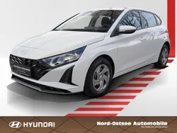 Atlas white Gebraucht 2025 Hyundai i20 Select Limousine | 17.470 € (Guter Preis)