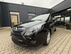 Schwarz Gebraucht 2014 Opel Zafira Tourer Innovation Van / Kleinbus | 10.990 € (Etwas zu teuer)