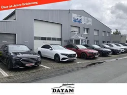 Rot Gebraucht 2023 Audi Q2 Ambiente SUV | 24.800 € (Fairer Preis)