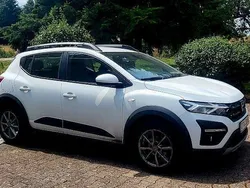 Weiß Gebraucht 2022 Dacia Sandero Comfort Kleinwagen | 13.900 € (Guter Preis)