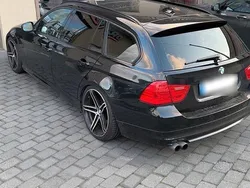 Schwarz Gebraucht 2010 BMW 325 Kombi | 10.999 €