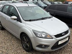 Silber Gebraucht 2008 Ford Focus Sport Limousine | 4.900 € (Teuer)