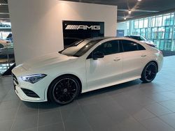 Weiß Gebraucht 2019 Mercedes 220 AMG line Coupé | 29.800 € (Fairer Preis)