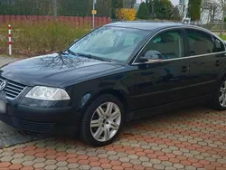 Schwarz Gebraucht 2003 VW Passat Limousine | 1.500 € (Superpreis)