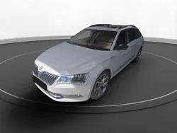 Grau Gebraucht 2018 Skoda Superb SportLine Kombi | 16.490 € (Guter Preis)