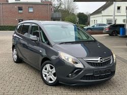 Grau Gebraucht 2016 Opel Zafira Tourer Edition Van / Kleinbus | 3.499 € (Guter Preis)
